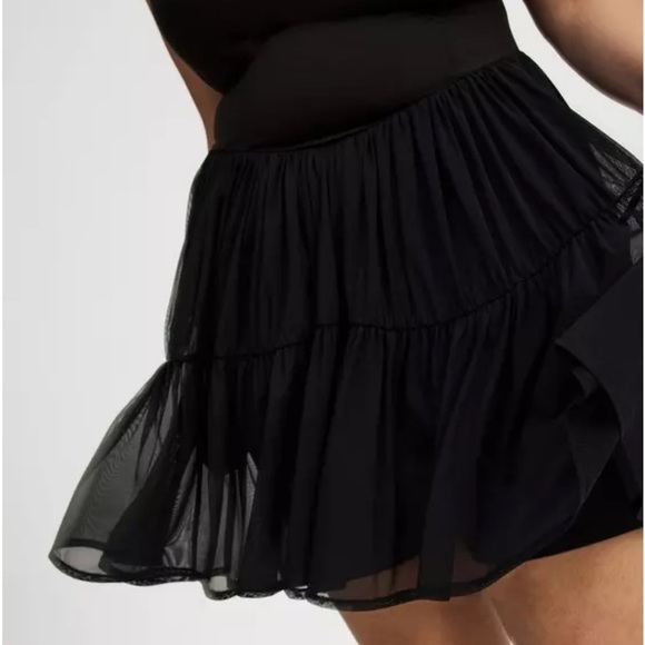 Torrid Performance Core Mesh Ruffle 2fer Active Dress 1X Black - Picture 5 of 9